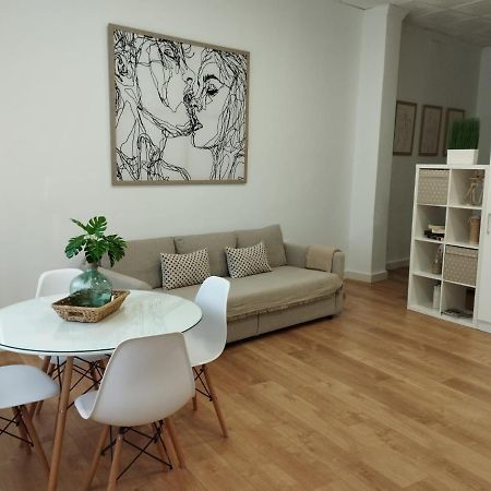 Apartamento Turistico Leo Baena Exterior foto