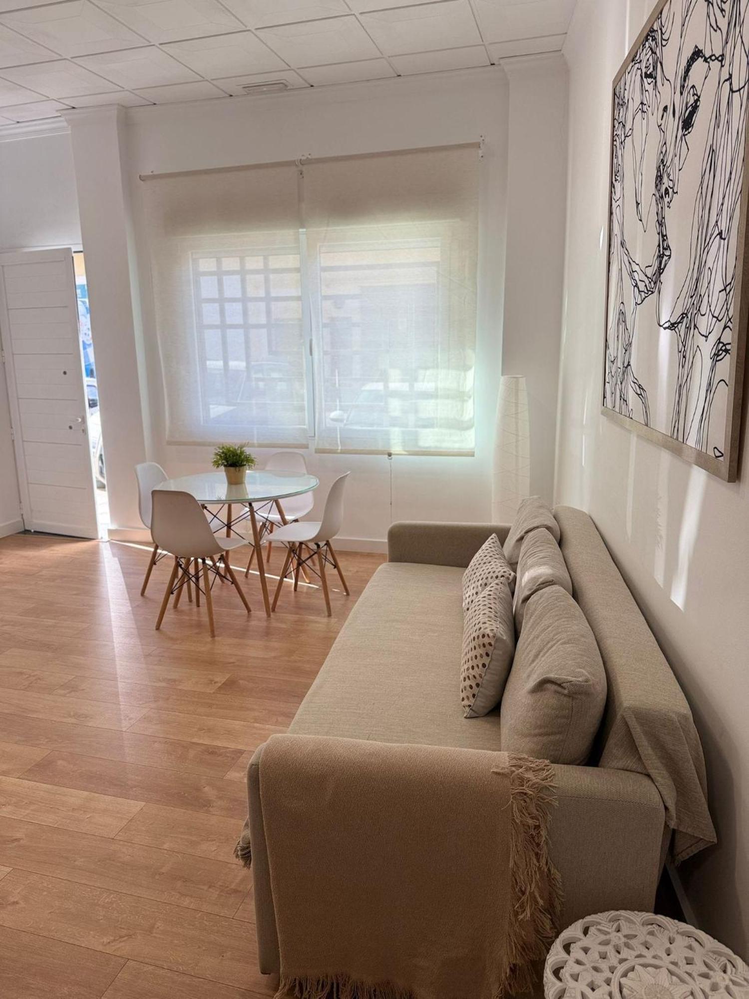 Apartamento Turistico Leo Baena Exterior foto