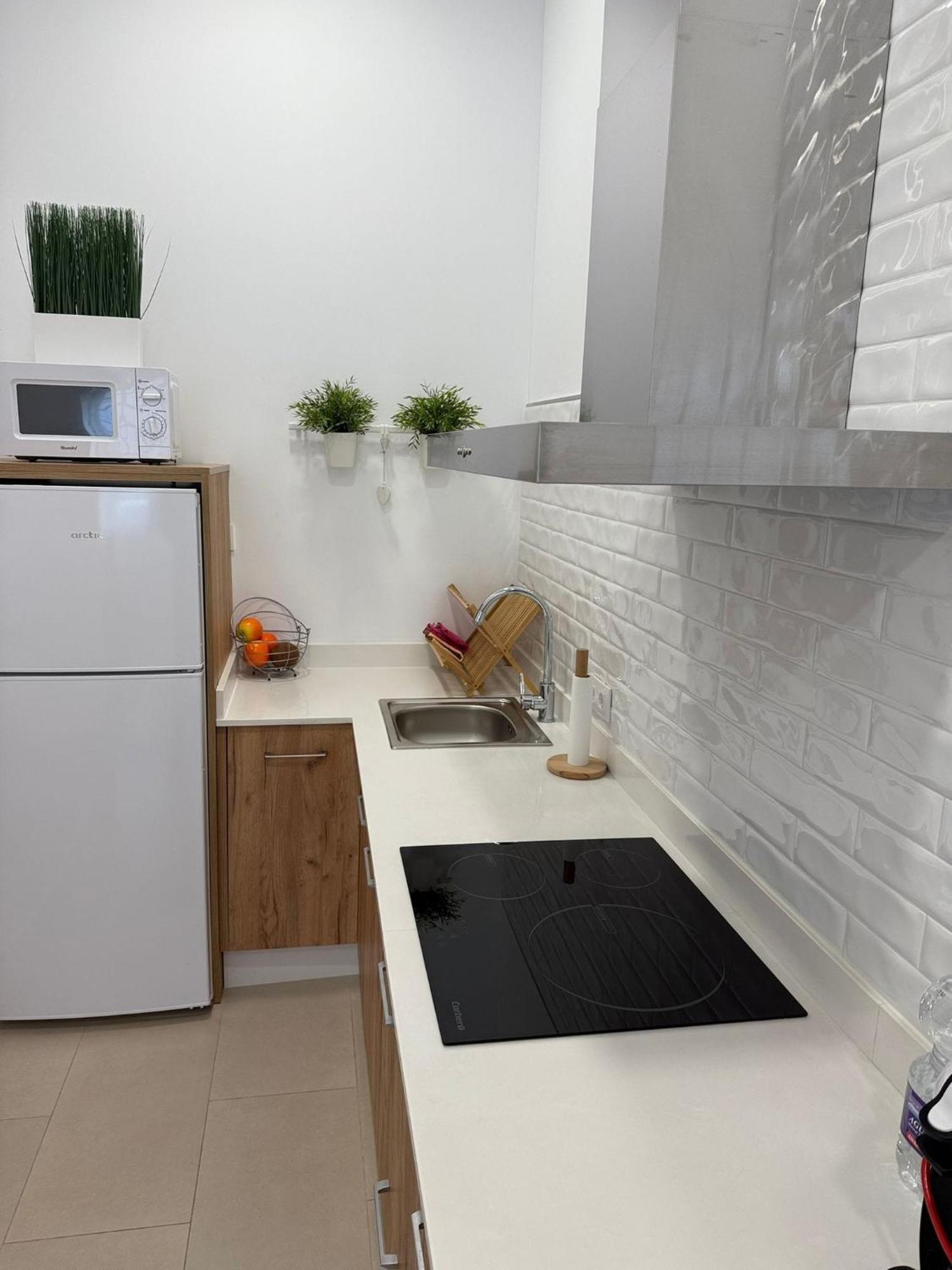 Apartamento Turistico Leo Baena Exterior foto